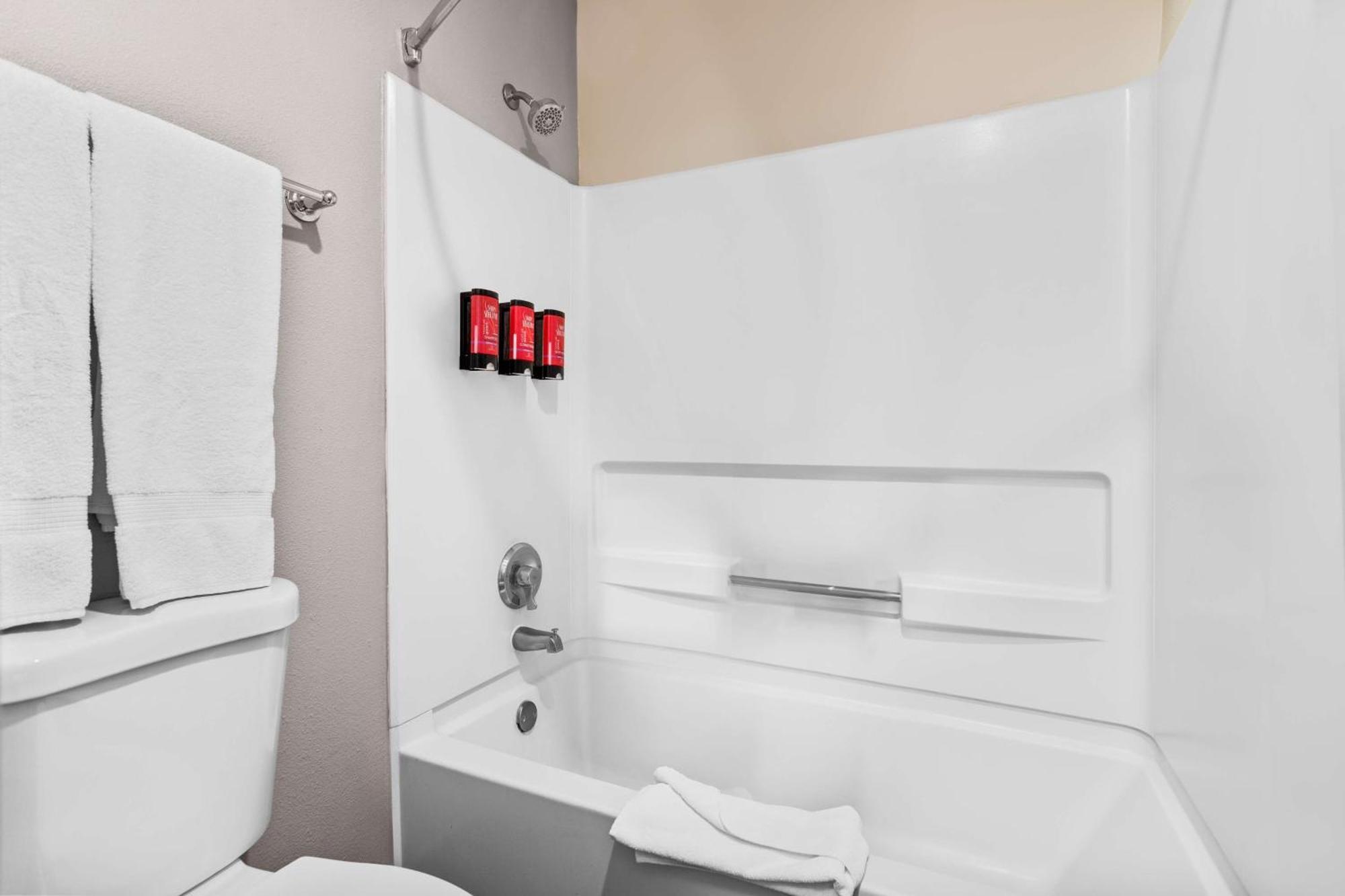 Hotel Surestay By Western Midtown 4*